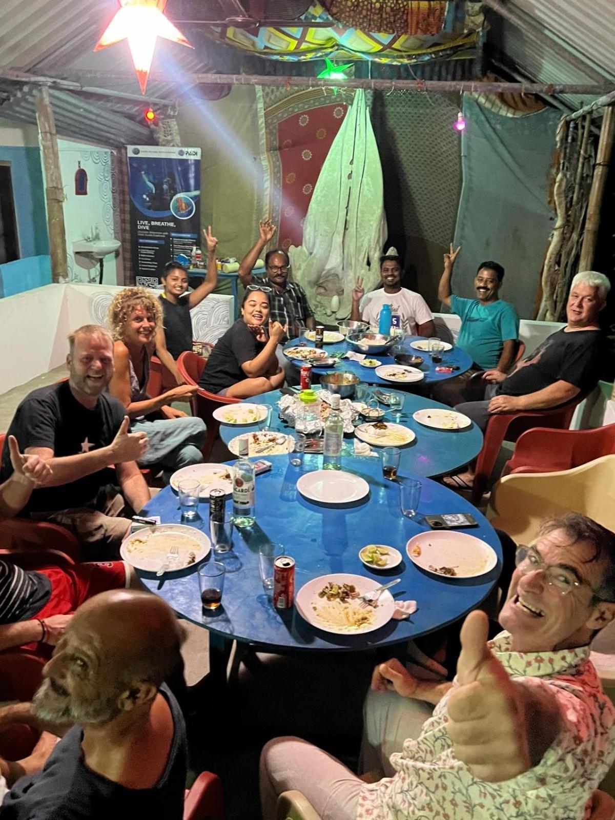 Blue Sea Restaurant & Bungalows Sitapur Luaran gambar